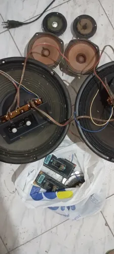 Auto falantes polivox 90W relíquia