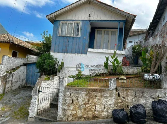 Casa à Venda na Agronômica, Florianópolis !!