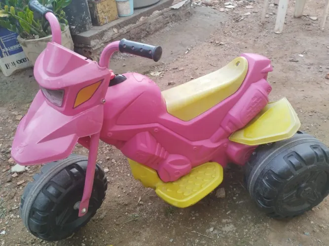 Motinha elétrica infantil 