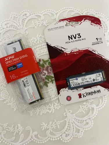 MEMÓRIA RAM 16GB COM RGB + SSD 1TB