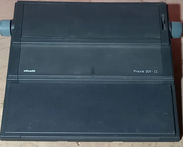 Maq escrever Olivetti Praxis 201-II