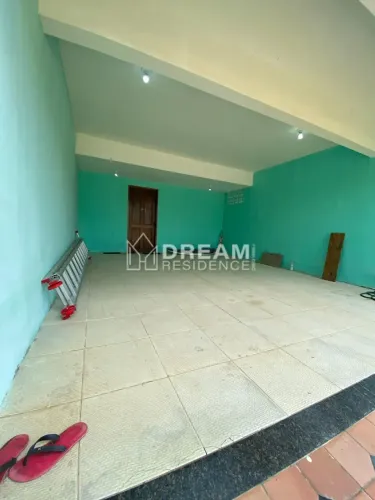 Imóvel para venda possui 540 metros quadrados com 4 quartos em Aldeia dos Camarás - Camara