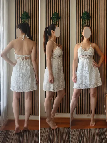 Vestido Curto Boho Chic Branco em Renda e Crochê (Costas Abertas)