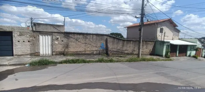 Casa Independente no Jardim Comerciários