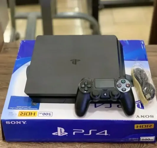 PS4 slim na caixa 90 dias de garantia