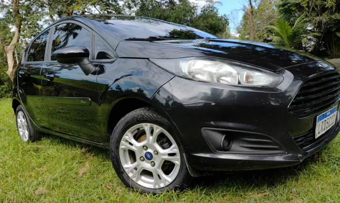 Ford Fiesta 1.5 16V Flex Mec. 5P 2014