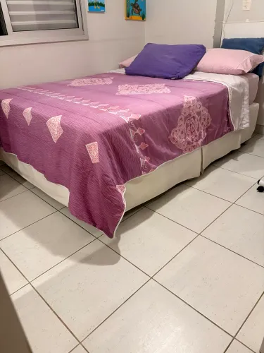 Cama casal com box