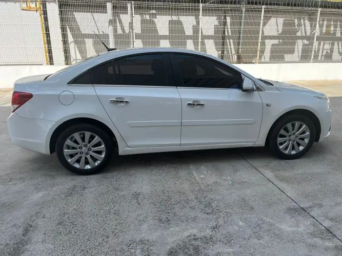 Chevrolet Cruze LTZ 1.8 16V Flexpower 4P Aut. 2014