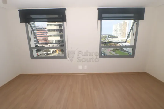 Sala Comercial Ampla e Sofisticada no Parque Una - Edifício Vanguarda