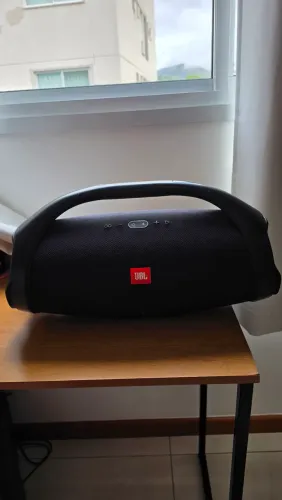 Boombox 2 e 3 em perfeito estado com carregadores.