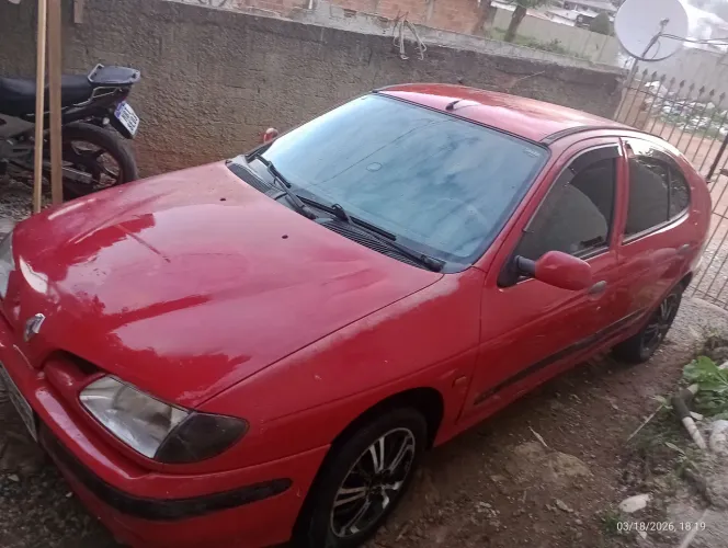 Renault Megane Hatch RXE 2.0 1998