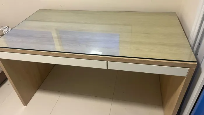 Mesa de consultório/escritório linda Tok Stok