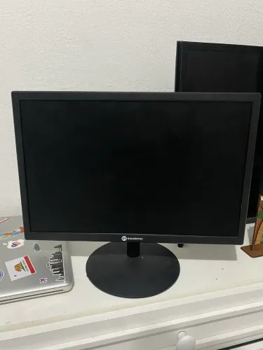 Monitor 19" LED HDMI Goldentec