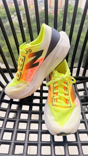 Tênis de corrida new balance feminino