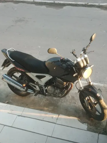 Vendo CBX Twister 250 $5.500