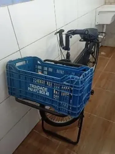 Vendo uma bicicleta bagageiro