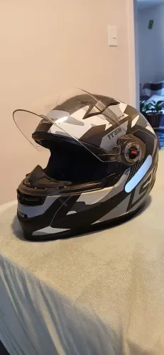 LS2 > Capacete