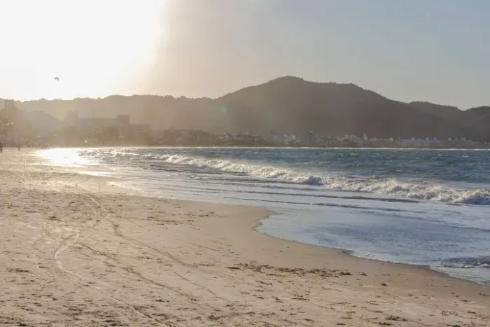 VERÃO FLORIANÓPOLIS - PRAIA DOS INGLESES - CONSULTE DIÁRIA CONFORME DATA