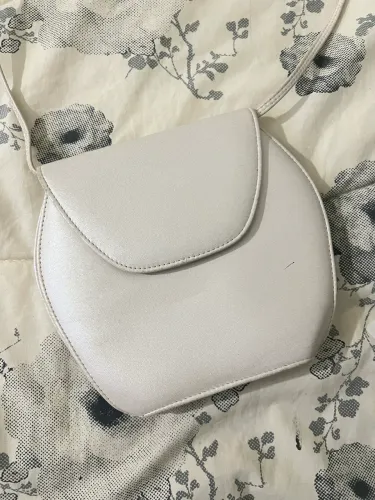 Bolsa pequena couro legítimo