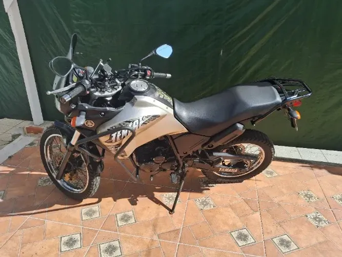 Yamaha XTZ 250 2013 Super Conservada