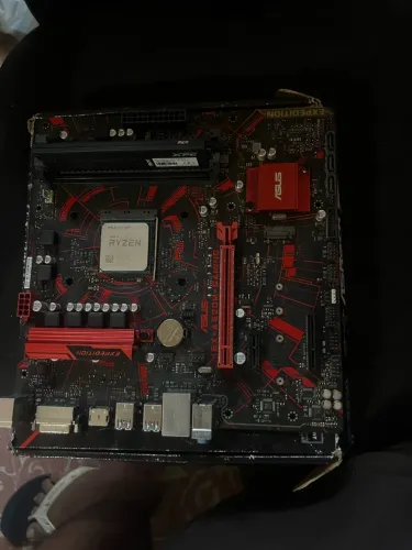 Ryzen 3 3200 + a320m com 4 slot de ram