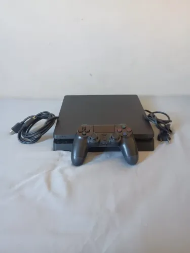 Playstation 4 Slim 2TB (Em perfeito estado)