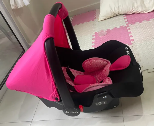 Bebe conforto cosco wizz em ótimo estado, bem conservado.   
