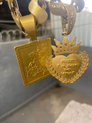 Corrente moeda antiga