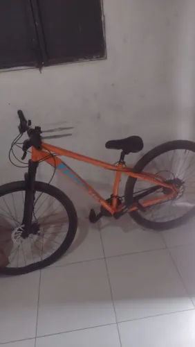 Vender se essa bicicleta aro 29 funciona perfeitamente sem Nem um problema tudo novo 
