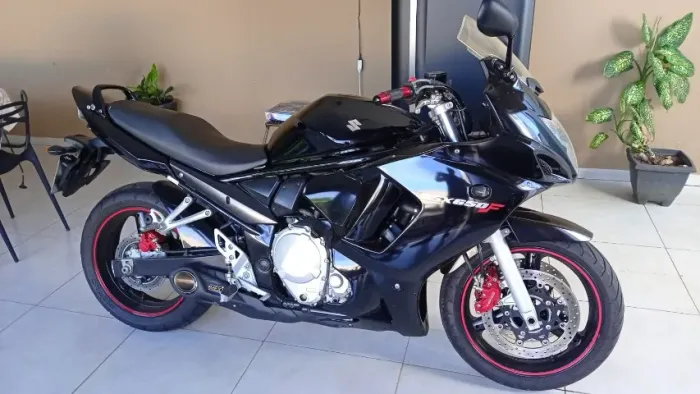 Suzuki GSX650F  