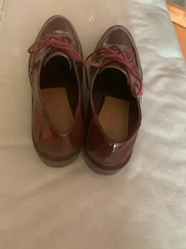 Vendo dois sapatos da ZARA número 37