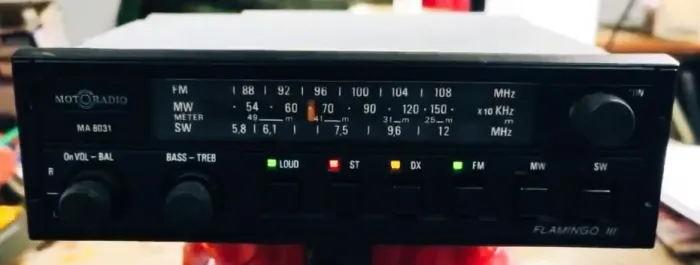 Rádio Motoradio Flamingo lll