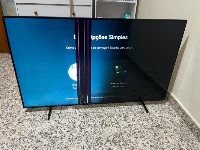 TV Samsung Crystal UHD 65" UN65BU8000GXZD - Para Reparo ou peças