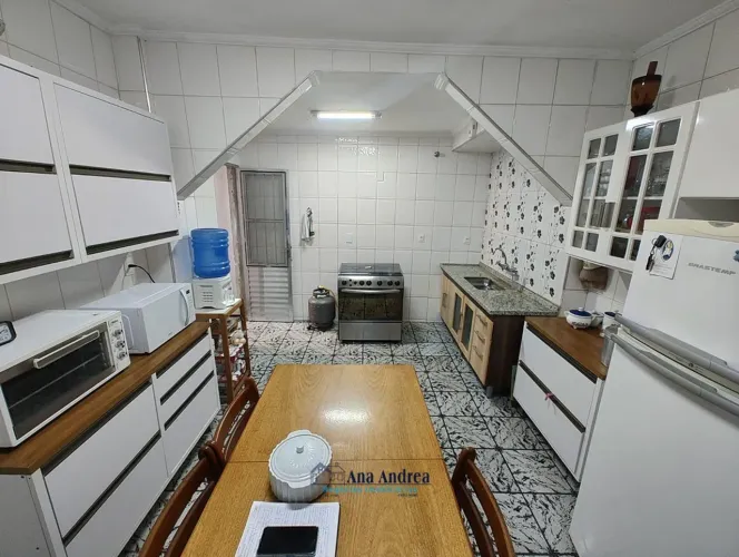 Taboão da Serra, casa no Jd. Helena