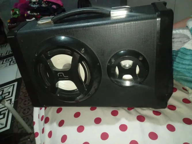 Vendo uma caixa de som Amplificada nova