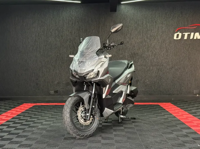 Honda ADV 160cc Gasolina 2026