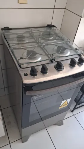 Fogão Electrolux 4 bocas inox - ótimo estado - Rocha Miranda