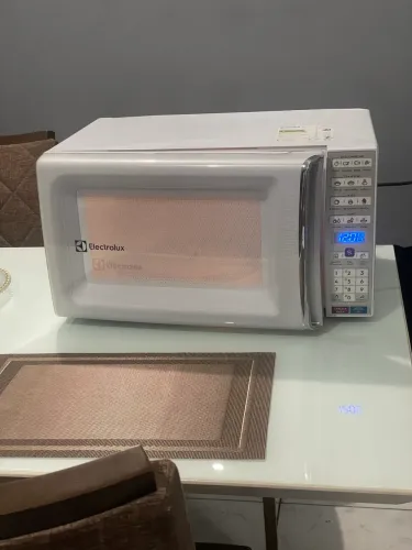 Microndas Electrolux funcionando perfeitamente