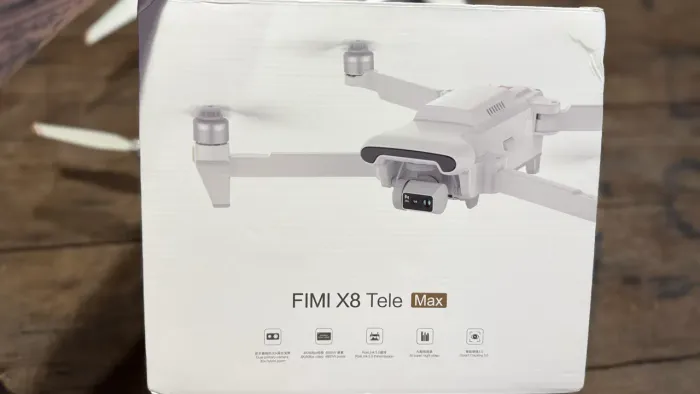 Drone FIMI X8 TELE MAX Semi novo. 