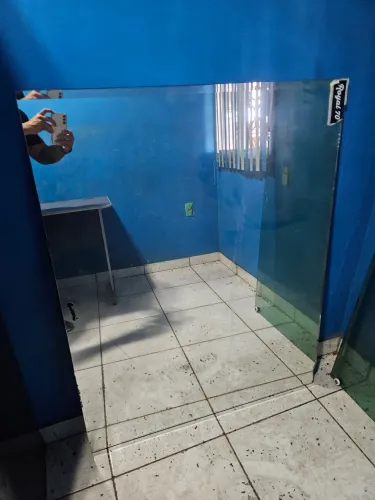 Espelho e bancada Salão ou Barbearia 