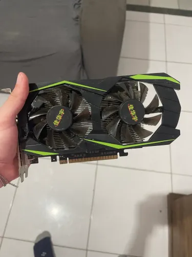 1050 ti ( talvez dando vídeo não sei se é original,