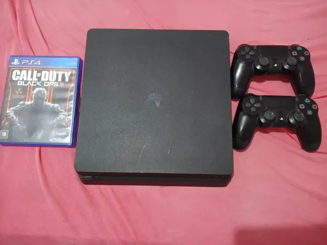 Vendo Playstation 4. 500 gb,2 controles,jogos mídia digital.