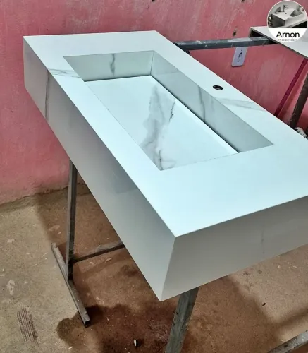 Pia para banheiro 80x42 esculpida de porcelanato polido