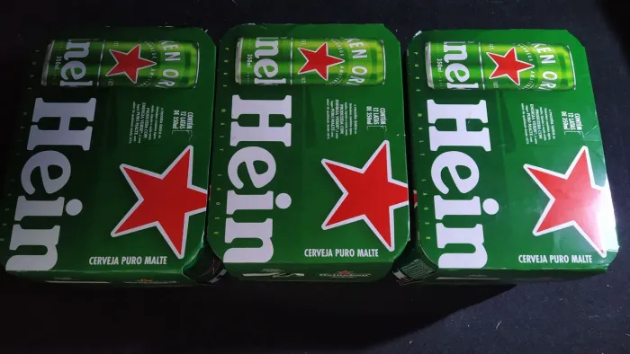 Cervejas (Heineken, Budweiser e império)