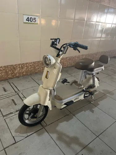 Moto elétrica 