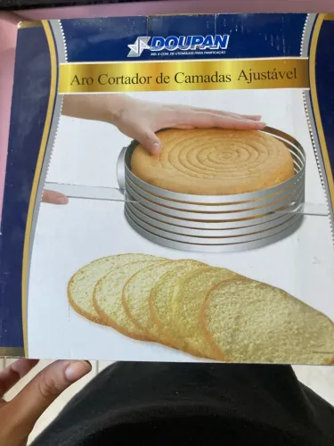 Cortador de camadas de bolo