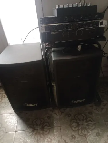 Equipamentos de som completo