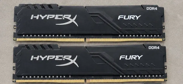 Memoria ram DDR4 (16gb) 8gb x 8gb 2400mhz Kingston Fury com Garantia de 3 anos