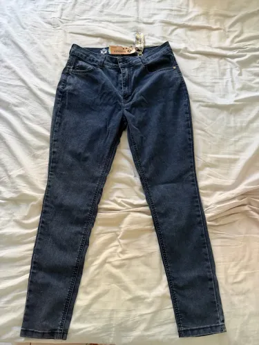CALÇA JEANS NOVA TAMANHO 44