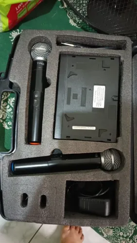 Microfone sem fio funcionando perfeitamente 